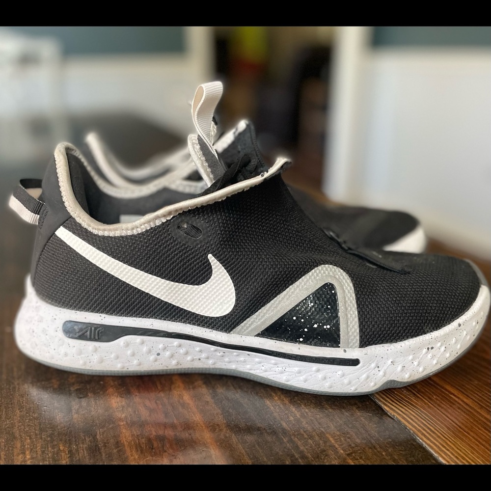 Nike PG4’s Basketball Shoes